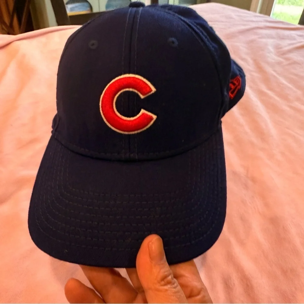 New Era Chicago Cubs Navy Cap with Red Logo